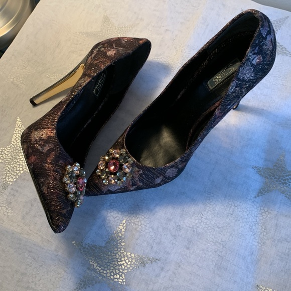 Guess Ladies Shoes - Picture 13 of 14